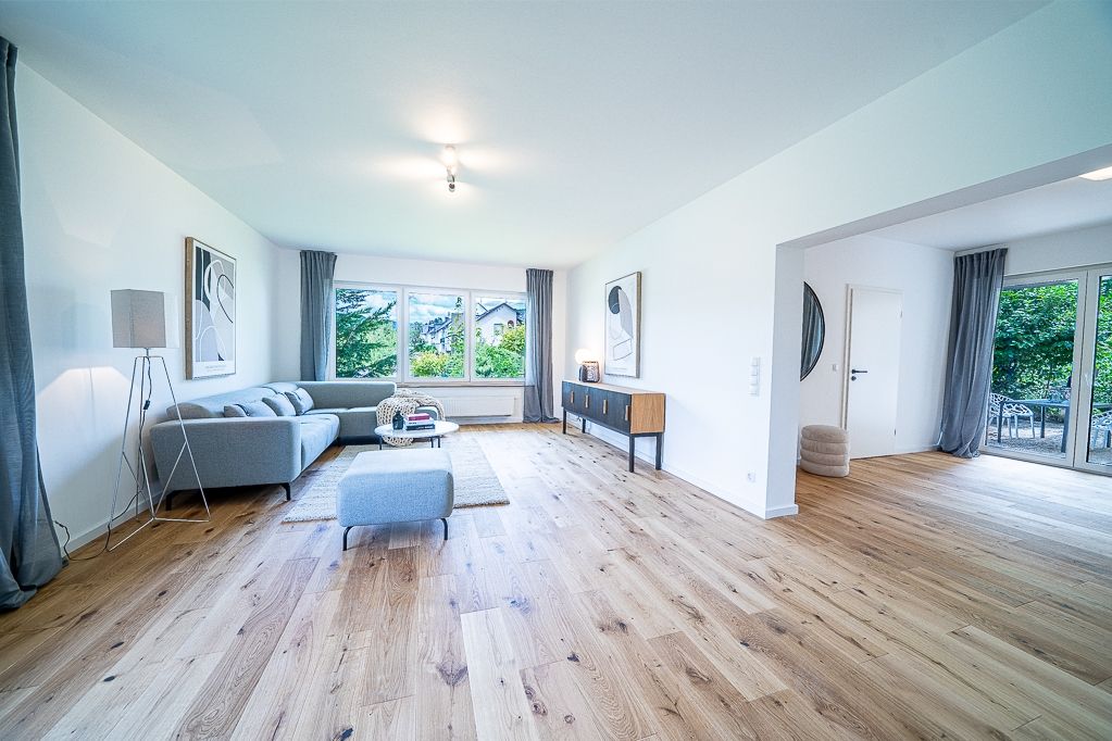 Moderne 3-Zimmer-Wohnung in Boppard mit großzügiger Terrasse zum Kauf! 
Saniert  und  sofort Verfügbar!