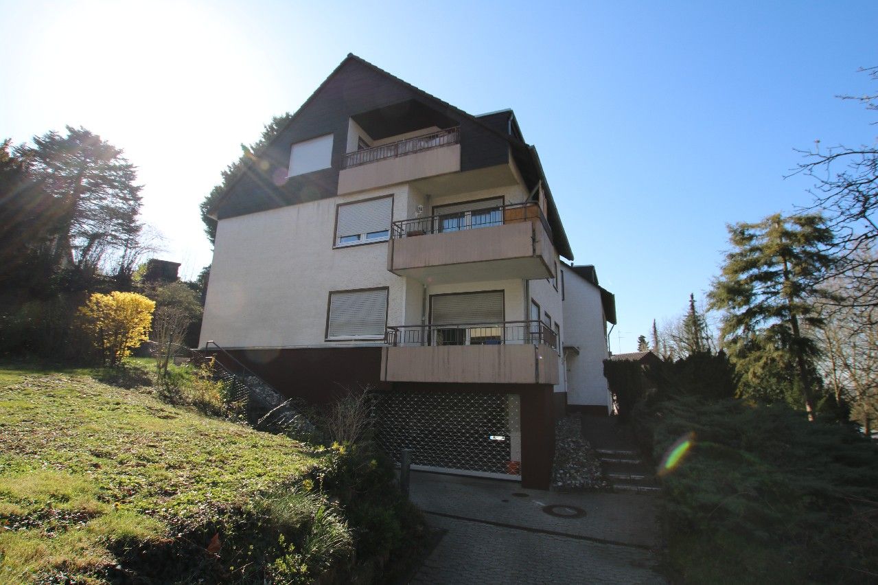 Gemütliche 3-Zimmer-Wohnung mit Balkon auf der Pfaffendorfer Höhe zu verkaufen!
Vermietet!